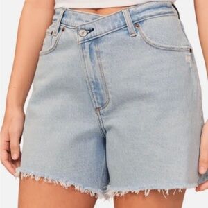 Abercrombie High Rise Asymmetrical Denim Dad Shorts 30/10